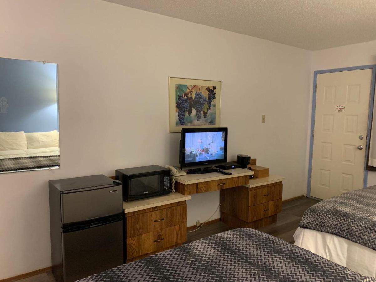 Swiss Sunset Inn Penticton Eksteriør billede