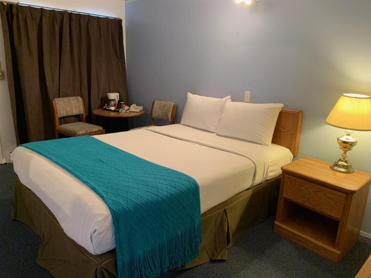 Swiss Sunset Inn Penticton Eksteriør billede