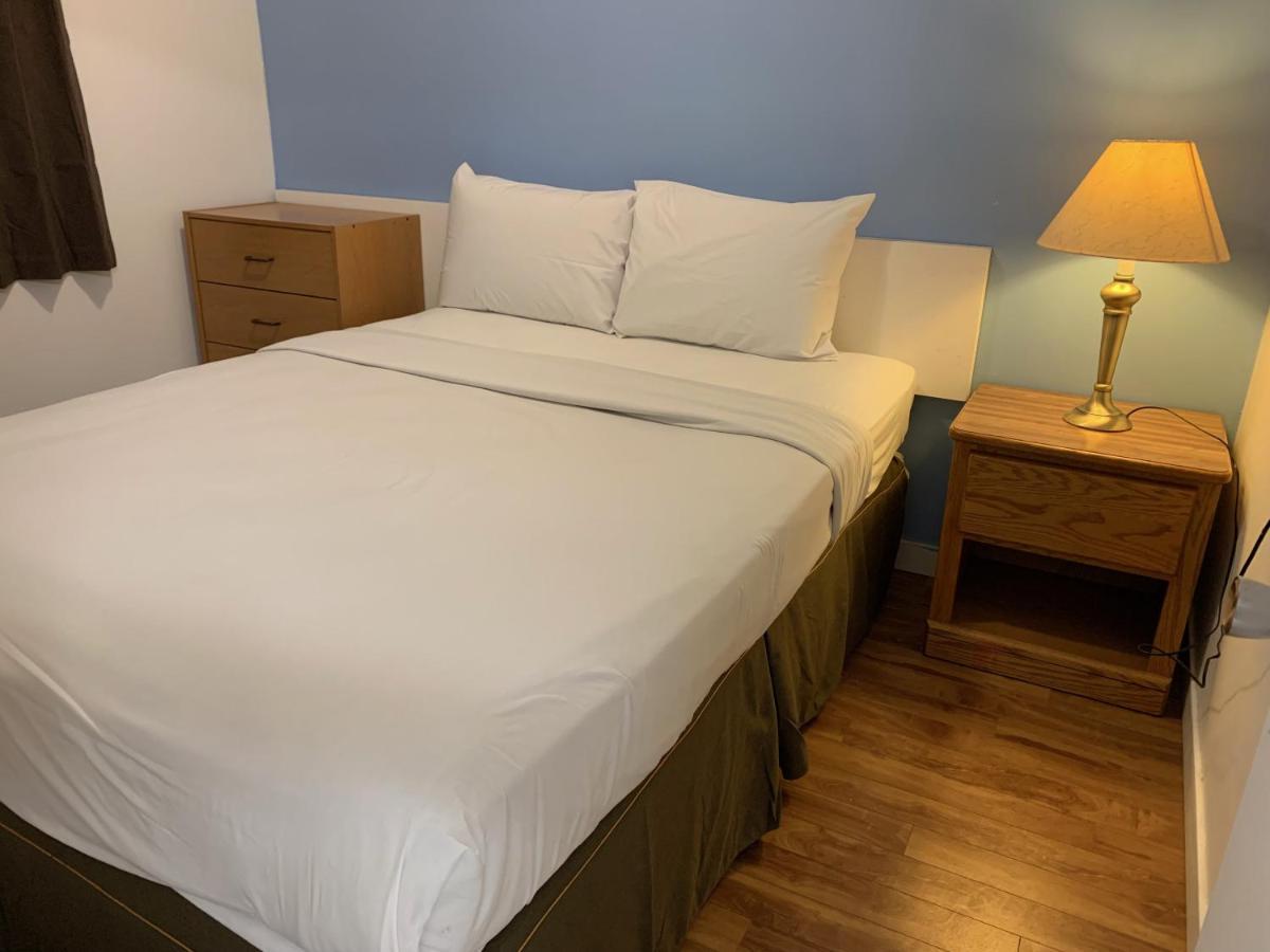 Swiss Sunset Inn Penticton Eksteriør billede