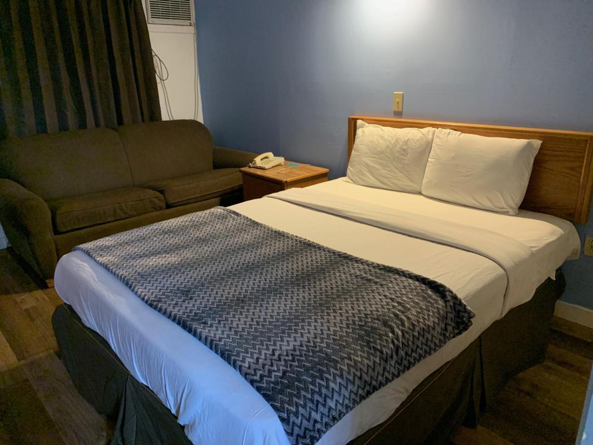 Swiss Sunset Inn Penticton Eksteriør billede