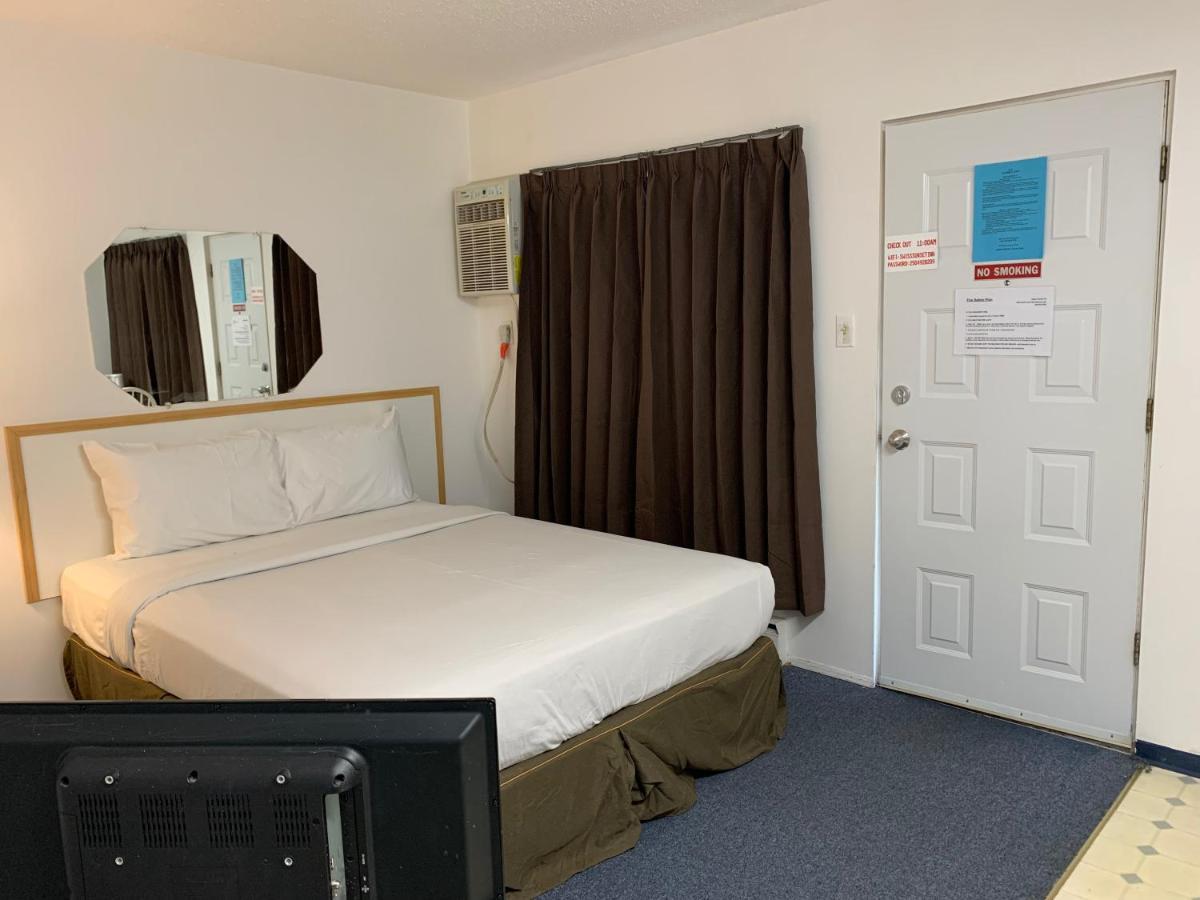 Swiss Sunset Inn Penticton Eksteriør billede